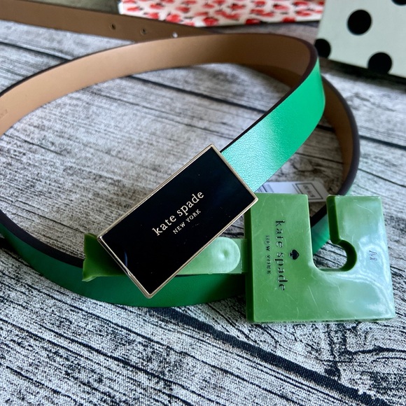 NWT! Kate spade belt with bow and spade logo. Genuine leather, Available M and L - Picture 10 of 12